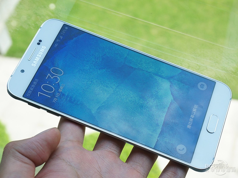 مزيد من مواصفات وصور هاتف Galaxy A8 مع ميزة استشعار البصمة